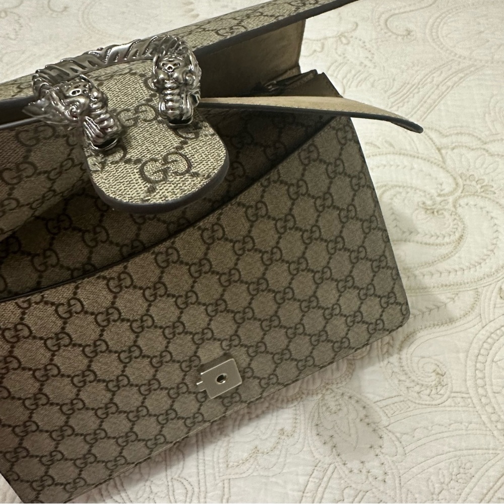 GG Medium handbag - Picture 8 of 8